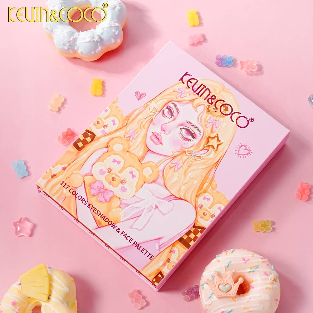 KEVIN&COCO My Teddy eyeshadow book